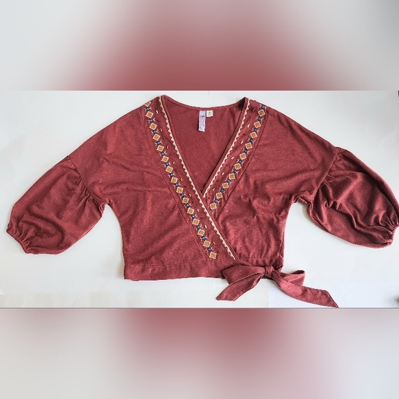 NWOT Ladies M Alya Francesca's Embroidered Beaded Wrap Rust Linen Blend Top - Picture 1 of 7